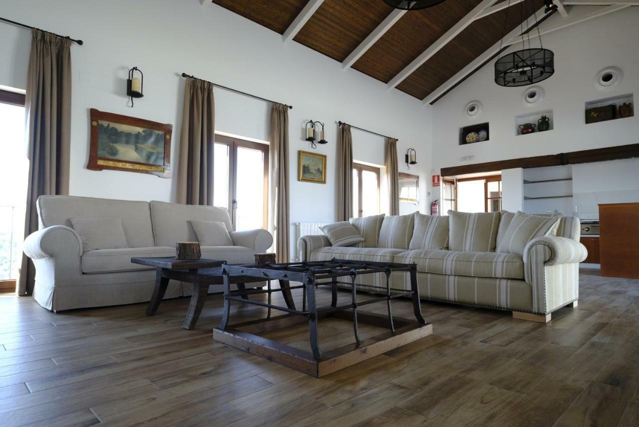 Casas De Alisne Pensionat Almodóvar del Río Eksteriør billede