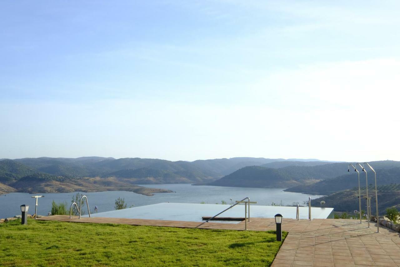 Casas De Alisne Pensionat Almodóvar del Río Eksteriør billede